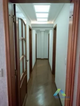 Imagem Lindo apartamento com localização mprivilegiada a poucos minutos do Shopping ABC com 3 dormitórios,2 vagas excelente oportunidade!