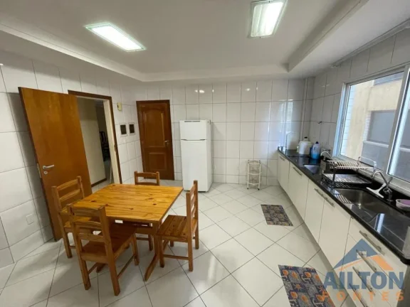Imagem Apartamento com 4 Quartos Frente p/ Mar à Venda em Praia do Morro - Guarapari/ES
