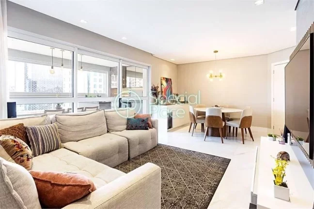 Imagem Excelente apartamento à venda no Brooklin, totalmente reformado, pronto para morar! - Área: 124,00...