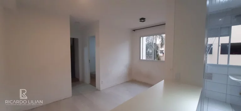 Imagem Apartamento com 2 dormitorios,sala, cozinha, banheiro social e area de serviços - Proximo a Via Anchieta - A VENDA!!!