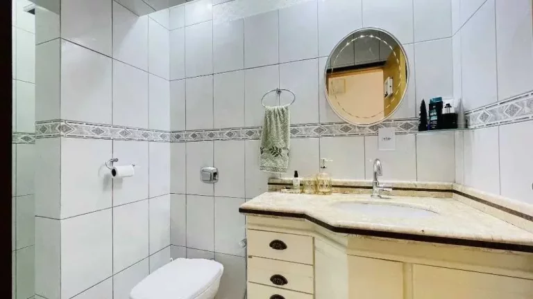 Imagem Apartamento frente mar com 3 dormitórios sendo 1 suíte na Barra Norte de Balneário Camboriú/SC
