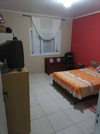 Imagem Ótimo Investimento !!! - Casa, e mais dois Kit Nets, centro de Pinhal