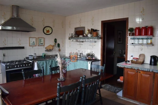 Imagem Casa com 4 dormitórios à venda, 222 m² por R$ 960.000 - Vila Abernéssia - Campos do Jordão/SP