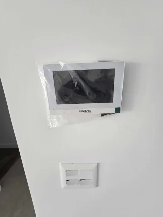 Imagem Apartamento novo alto padrão com 4 suítes e 4 vagas de garagem no Centro de Balneário Camboriú.