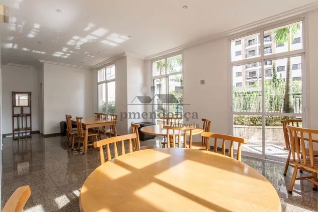 Imagem Apartamento à venda na Pompéia com 3 quartos (1 suíte ) e 2 vagas, 108m2