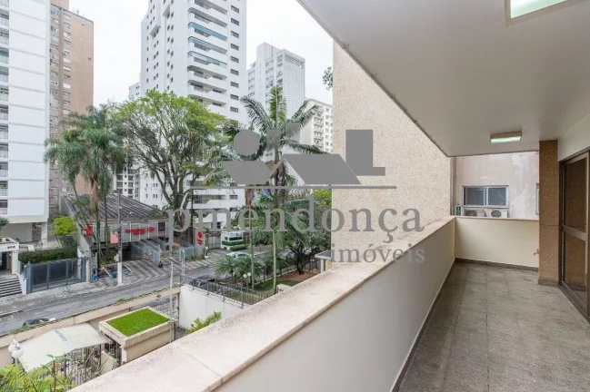 Imagem Apartamento em Higienópolis com 240m², 04 suítes e 04 vagas.