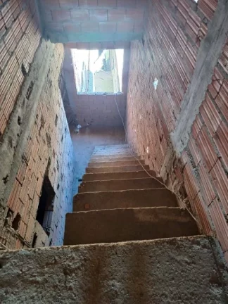Imagem Sobrado com 4 dormitórios à venda, 280 m² por R$ 350.000,00 - Jardim Planalto - Suzano/SP