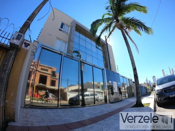 Imagem Casa / Sobrado para Venda em Balneário Camboriú / SC no bairro Centro