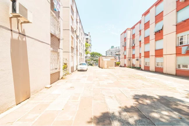 Imagem PDJW 840 Apto 612511073-1 - Apartamento à venda no bairro Passo da Areia - Porto Alegre/RS