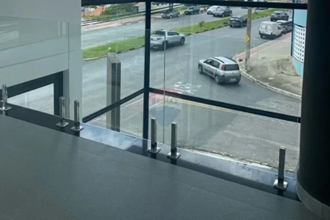 Imagem Prédio Comercial de Alto Padrão em Localização Estratégica