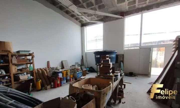 Imagem LOJÃO COM 300M² NO CENTRO DE GUARAPARI