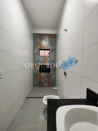Imagem Imperdível oportunidade de casa à venda em Rio Verde-GO, Residencial Gameleira: 3 quartos, 1 suíte, 1 sala, 2 banheiros, 2 vagas, 103m².