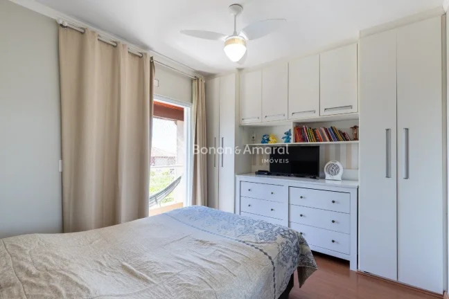 Imagem Sobrado, espaçoso, reformado, clean, amplo quintal, ótimo condomínio
Exclusivo pra você!
No anda...