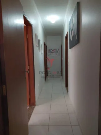 Imagem Vendo ou troco Casa de esquina no Jardim Botânico em São Pedro