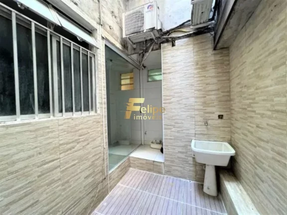 Imagem Vende apartamento Mobiliado no coração da Praia do Canto!