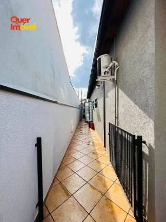 Imagem Casa à venda: 3 quartos, 1 suíte, 4 banheiros, 3 vagas de garagem - Ribeirão Preto-SP, Parque Residencial Lagoinha - 238m².