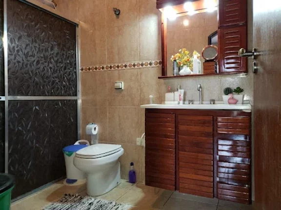 Imagem Sobrado com 4 dormitórios à venda, 240 m² por R$ 580.000,00 - Aeroporto - Guarulhos/SP