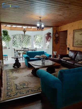 Imagem LINDÍSSIMA CASA EM CAMPOS DO JORDÃO - 38 MIL METROS DE TERRENO