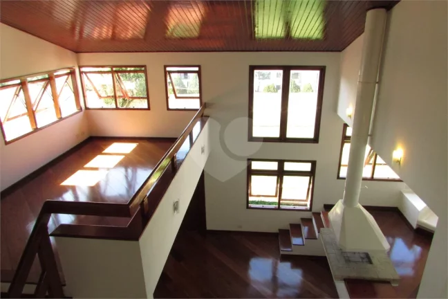 Imagem Casa para alugar com 4 quartos, sendo 2 suítes, em Vila São Francisco, São Paulo - SP