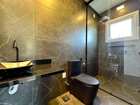 Imagem Casa em Condominio 4 Dormitórios - Bairro Capão Novo