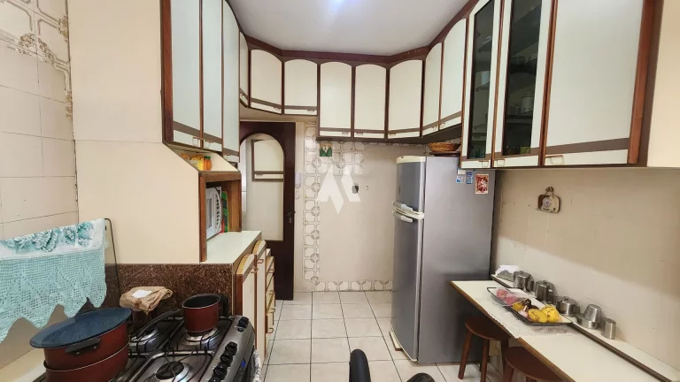 Imagem Apartamento em Vila Valença, São Vicente/SP, 2 dormitórios, 1 vaga, 2 banheiros