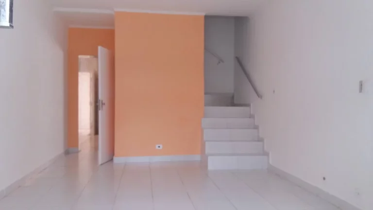 Imagem Sobrado 166m² 2 Dormitorios Grandes mais 1 Edicula e 2 Vagas de Garagens