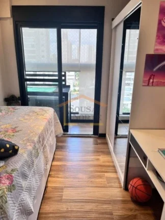 Imagem Apartamento 2 dormitórios totalmente modificado por arquiteto, sendo 1 suíte, sala para 2 ambiente...