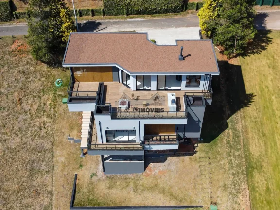 Casa 3 Suítes à Venda em Santo Antônio do Pinhal | Condomínio Alto Padrão