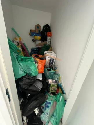 Imagem Apartamento 3 dormitórios, sendo 1 suite, sala 2 ambientes, varanda, sol da manhã, cozinha planeja...