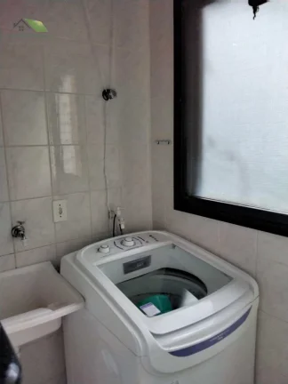 Imagem APARTAMENTO MOBILIADO Á VENDA, COM 2 QUARTOS, 84,00m2 - PÉ NA AREIA - VISTA PARA O MAR - PRAIA GRANDE/SP
