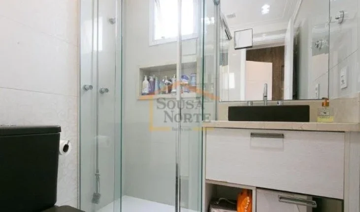 Imagem Apartamento com 82 m², no 14º andar, semi mobiliado, com ar-condicionado. Possui sala com som embu...