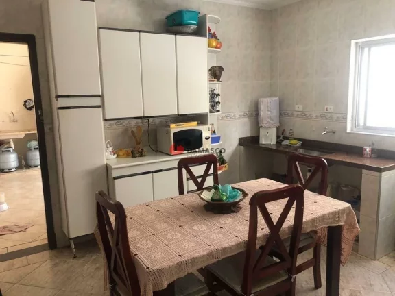Imagem Sobrado à venda 3 Quartos, 3 Suites, 5 Vagas, 177M², Osvaldo Cruz, São Caetano do Sul - SP