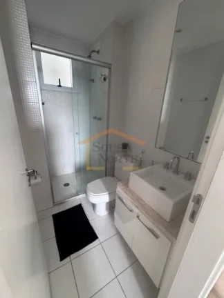 Imagem Apartamento em condomínio de torre única com 28 andares, 70 m² de área privativa. O imóvel poss...