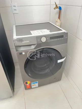 Imagem Apartamento à venda em Campo Grande-MS, bairro Tiradentes: 2 quartos, 1 sala, 1 banheiro, 1 vaga de garagem, 40m².