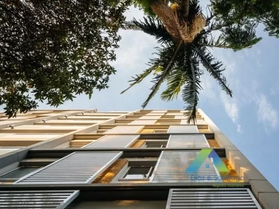 Imagem Excelente apartamento Cobertura Duplex com linda vista e livre com 2 vagas de garagem coberta!!