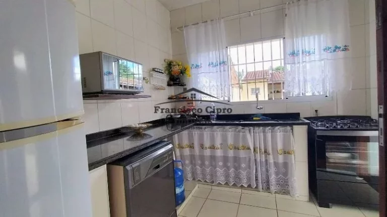 Imagem Casa à venda no bairro Parque das Alamedas - Guaratinguetá/SP