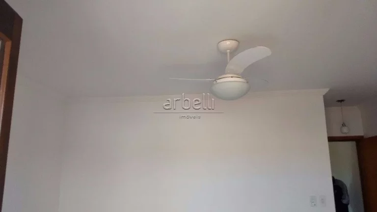 Imagem Sobrado com 200 metros quadrados aproximadamente, com três dormitórios, dois banheiros com aqueced...