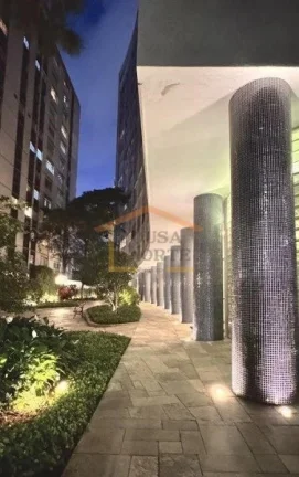 Imagem Apartamento amplo, 240m², 4 dormitórios, sendo 2 suítes, 1 com closet, armários e hidro, quarto ...