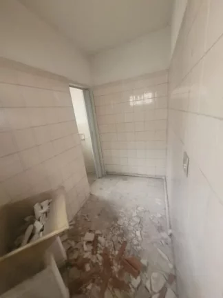 Imagem Salão para alugar, 111 m² por R$ 2.400,00/mês - Vila Ercília - Itaquaquecetuba/SP