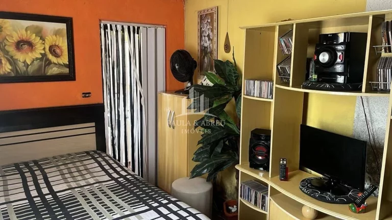 Imagem Casa para locar com 3 dorm 2 vagas de garagem e quintal amplo
