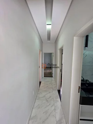 Imagem Casa com 3 dormitórios à venda, 95 m² por R$ 590.000,00 - Villa Verde - Bragança Paulista/SP