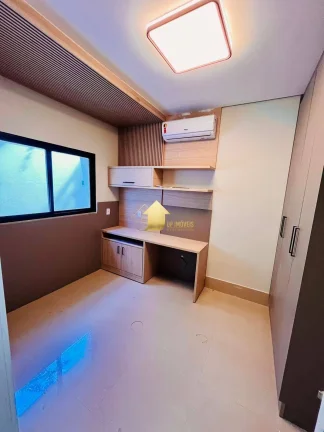 Imagem Casa 3 suítes composta com planejados Condomínio Alphaville 2