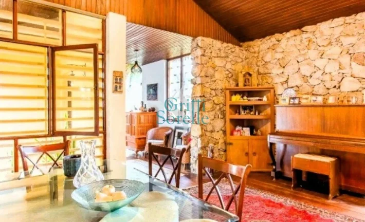 Imagem Casa Térrea à Venda em Vila Madalena - São Paulo/SP.