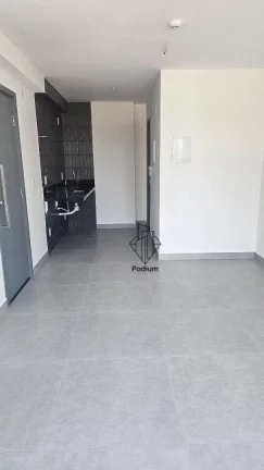 Imagem Flat com varanda/sacada próximo a supermercados e restaurantes em Manaíra- FL0807.