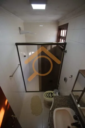 Imagem Imperdível oportunidade: Casa à venda ou locação no Alto da Boa Vista, São Paulo-SP, 3 quartos, 1 suíte, 2 salas, 3 banheiros, 2 vagas, 125m².