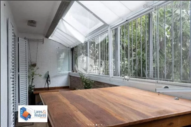 Imagem Apartamento à venda, 75m² com 3 dorm. (1 Suíte), 1 vaga, com ampla varanda gourmet, coberta e envidraçada a 15m do metrô Santana - Oportunidade