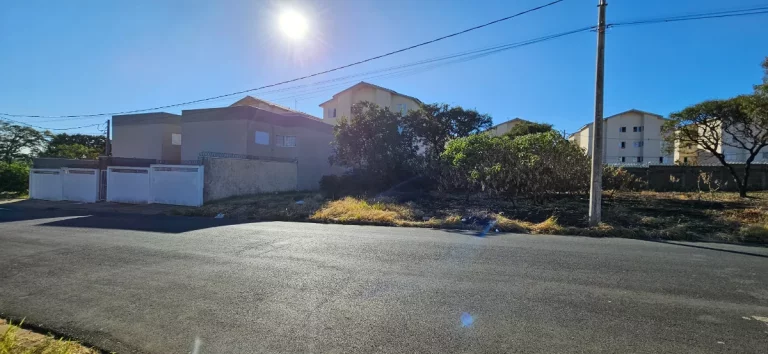 Imagem Terreno residencial para venda em Chácaras São Paulo, 195m2