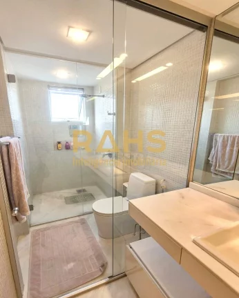 Imagem Cobertura Duplex a Venda no Centro de Joinville Linda cobertura duplex com 397,42 m² privativos dis...