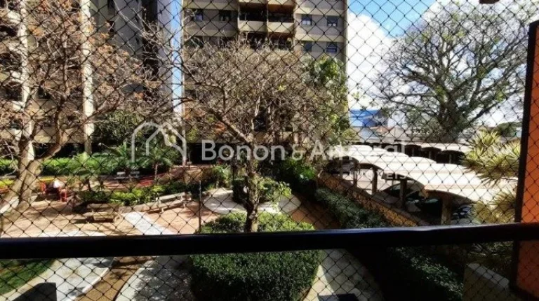 Imagem Ótimo apartamento reformado à venda no Taquaral com 3 quartos, sendo 1 suite, sala com ampla sacad...