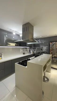 Imagem Casa, Bairro - Dom Tomaz 3 quartos sendo dois suítes, uma com closet e banheira